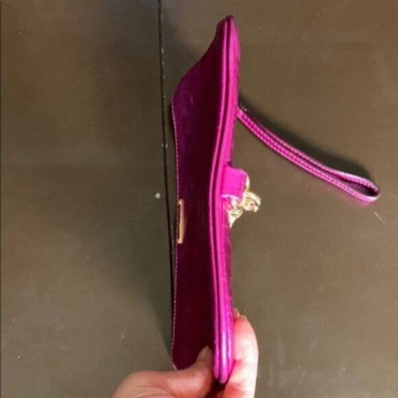 Rebecca Minkoff Metallic Magenta Skinny Pouch - Picture 5 of 8